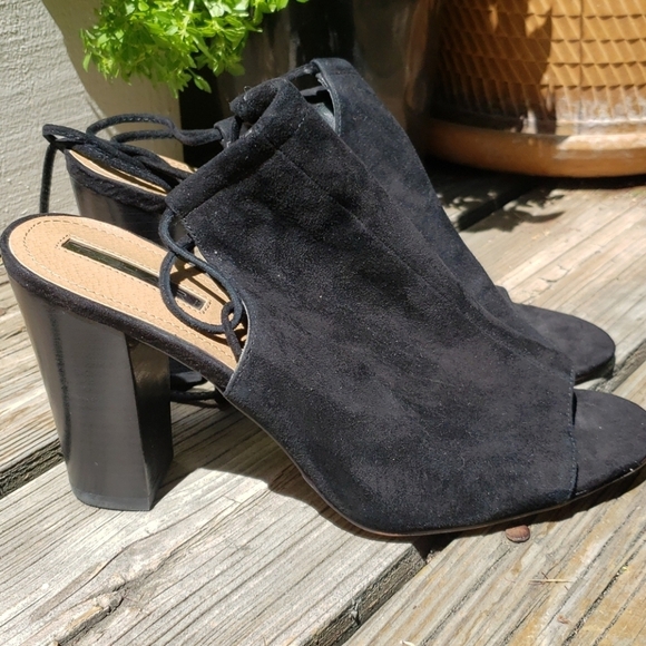 Tahari Meg Black Suede Heels with Ankle Tie - Picture 3 of 9